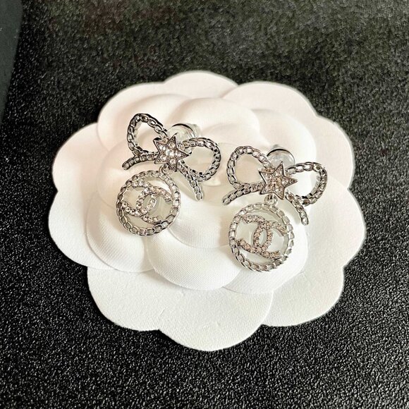 Chanel earrings - Picture 4 of 5